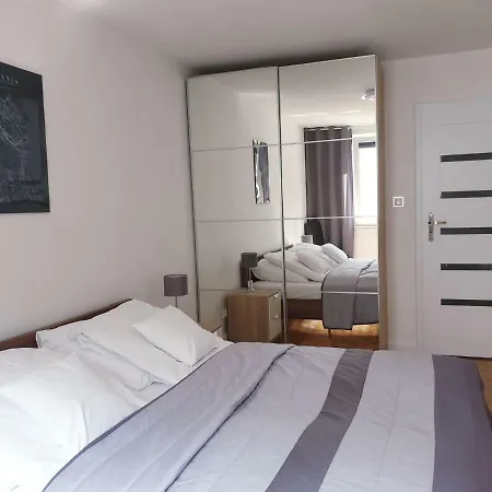 Kamienna Apartment *
